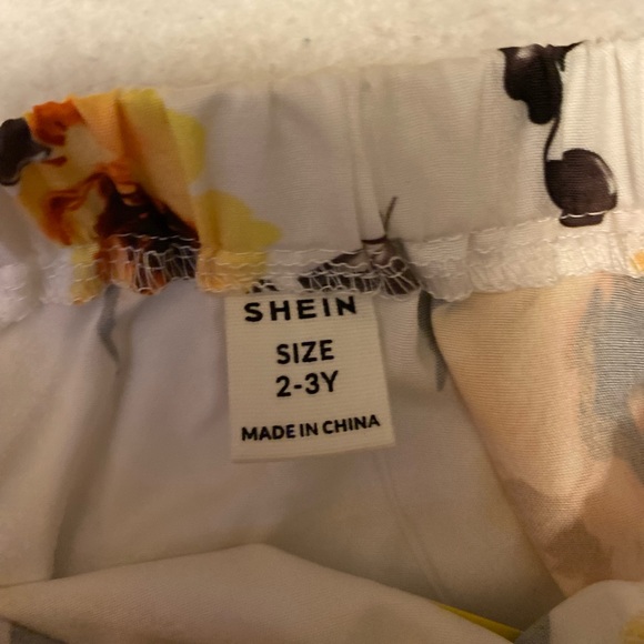 🧨SHEIN Baby Bow One Shoulder Top & Floral Print Skirt NWT (size 2-3) - Picture 3 of 12